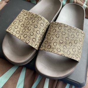 Guess slides